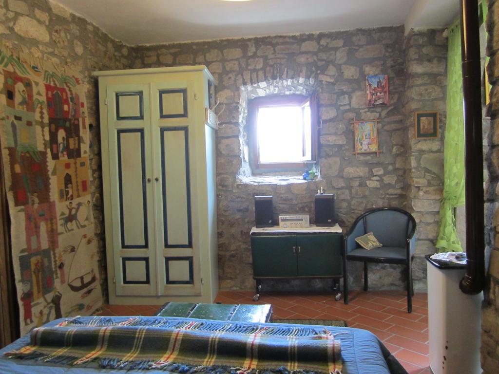Poggio Delle Rondini Bed & Breakfast Bagnone Dış mekan fotoğraf