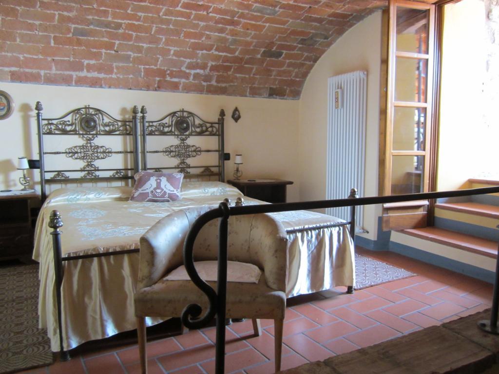 Poggio Delle Rondini Bed & Breakfast Bagnone Dış mekan fotoğraf