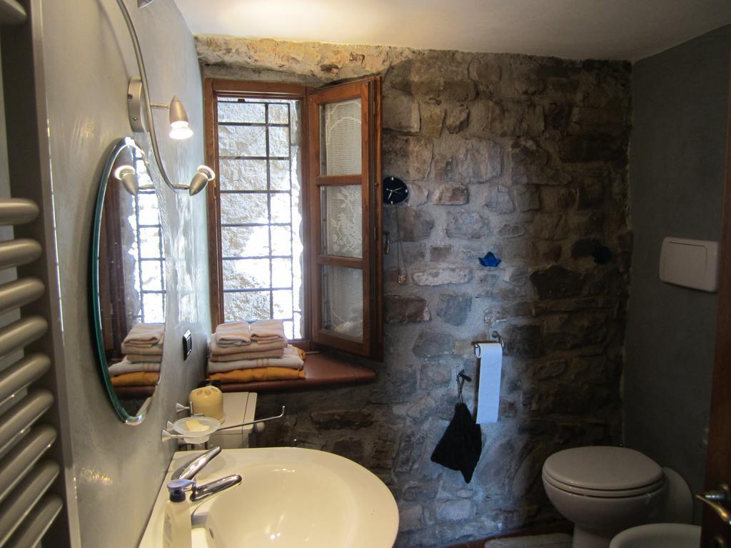 Poggio Delle Rondini Bed & Breakfast Bagnone Dış mekan fotoğraf